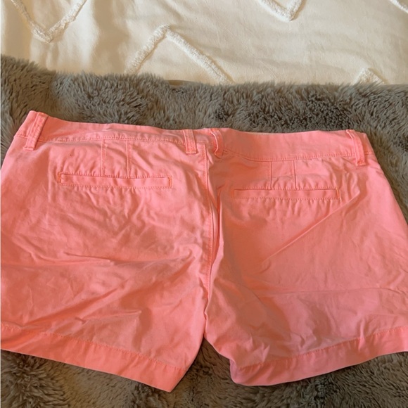 Old Navy size 12 pink shorts - Picture 3 of 3